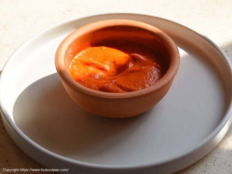 3.1 Χειροποιήτη πάστα κόκκινης πιπεριάς με λ /lambda/ olive oil και σκόρδο